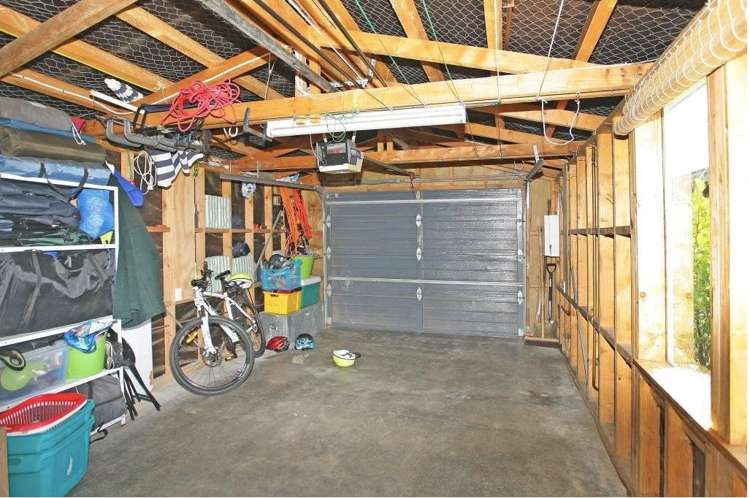 23 Dargle Way Island Bay_16