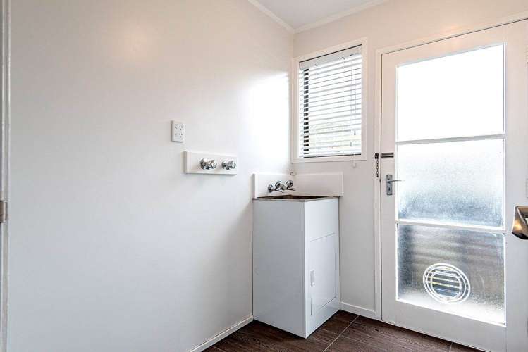 101 Solar Road Glen Eden_21