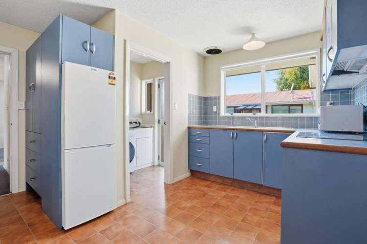 2/11 Dilworth Street_2