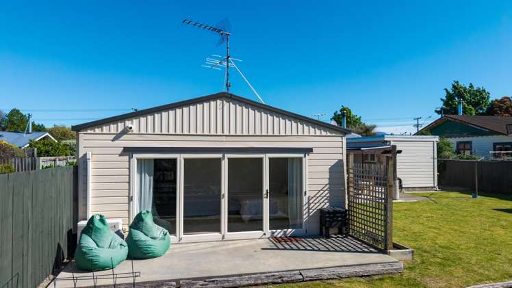 37 Dillons Point Road Islington_21