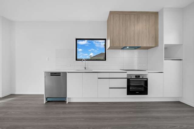 1/14 Montmere Avenue Te Atatu Peninsula_4