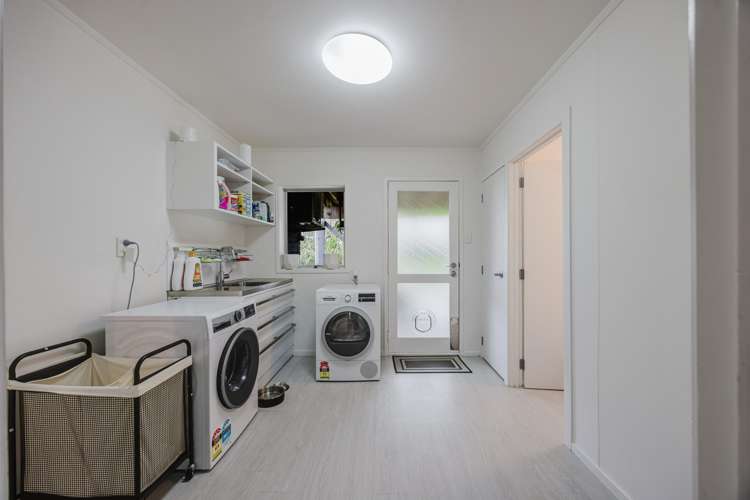 129 Bradbury Road Botany Downs_18