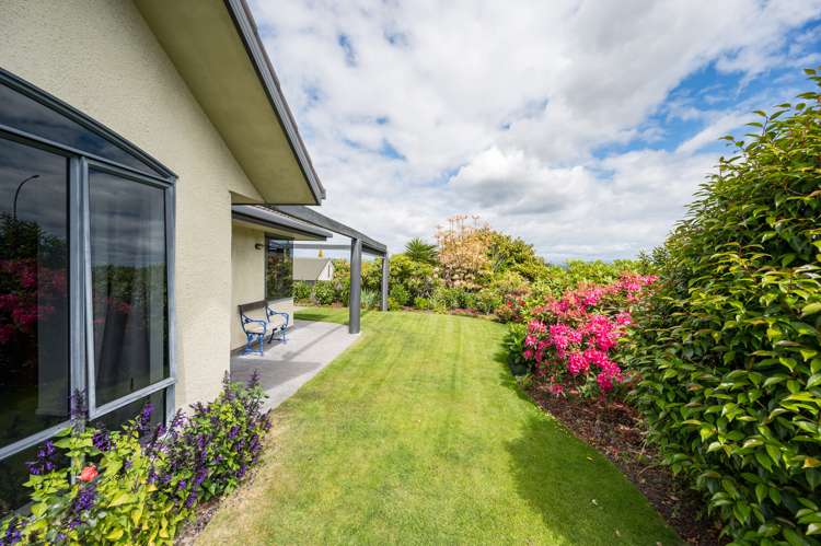 23 Olympus Way Richmond_3