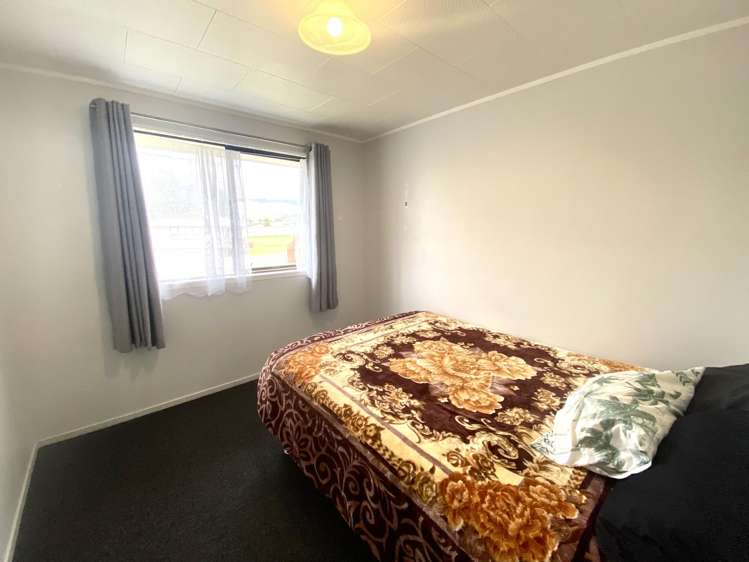 5 Crystal Place Pukehangi_5