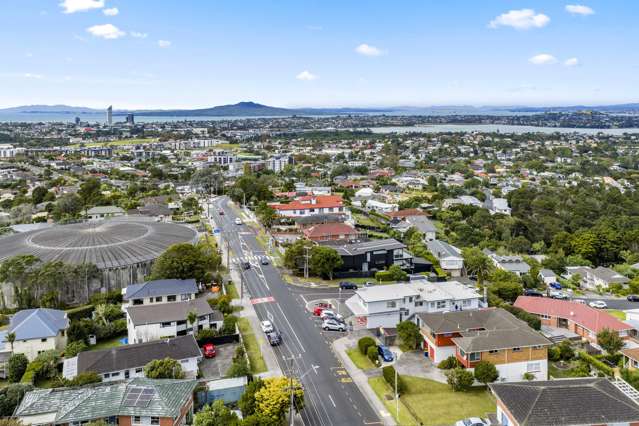 1 Lydia Avenue Northcote_4