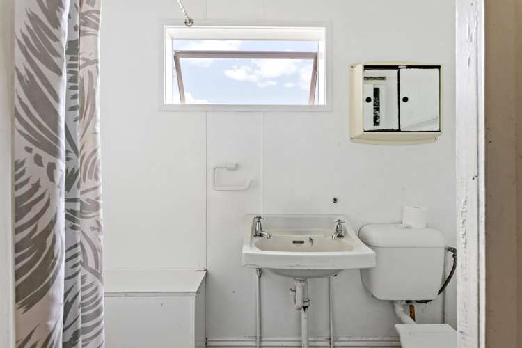 62 Awapuni Road Awapuni_10