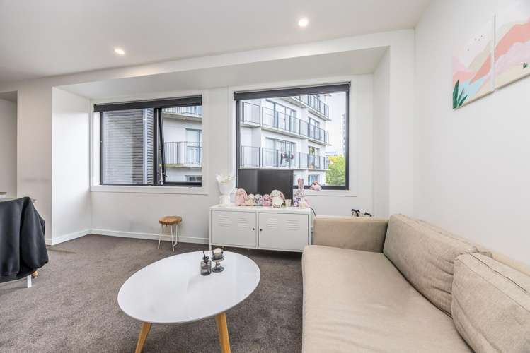 301/7 Scotia Place Auckland Central_4