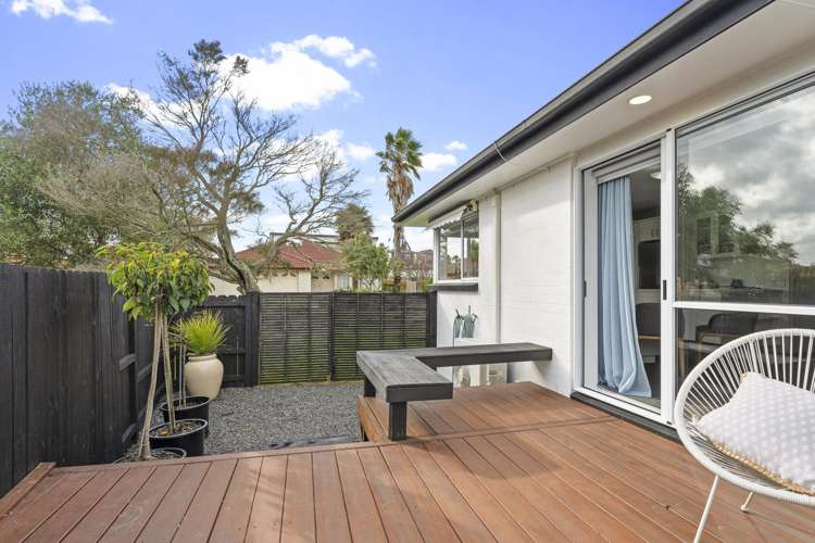 2 Palmcrest Grove Highland Park_10