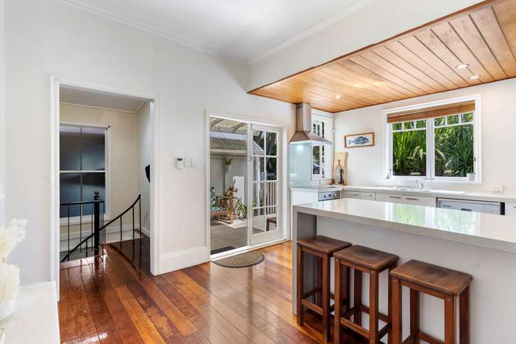 2 Seaview Avenue Northcote_3