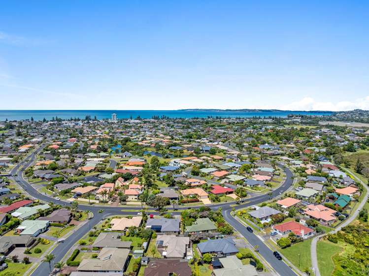 75 Kath Hopper Drive Orewa_17
