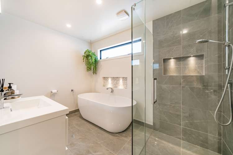 15a Winifred Way Belmont_41