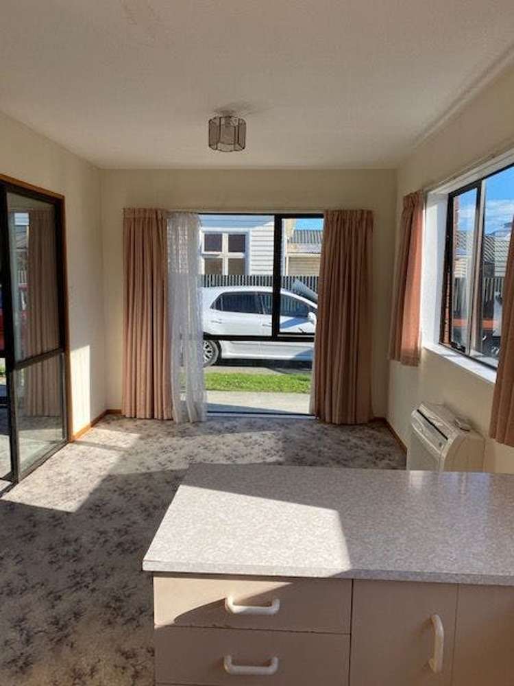 87a Church Street Seaview_6