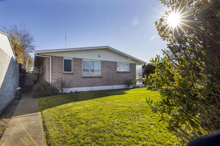 15b Newbourne Crescent Redwoodtown_27