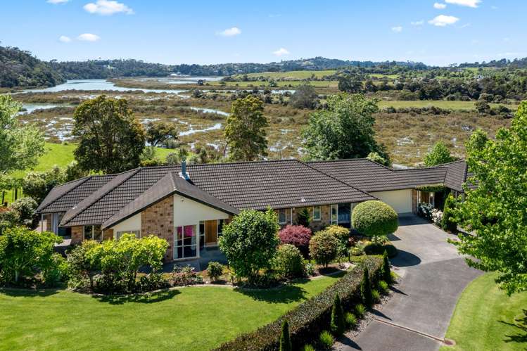 85 Whangaparaoa Road Red Beach_2