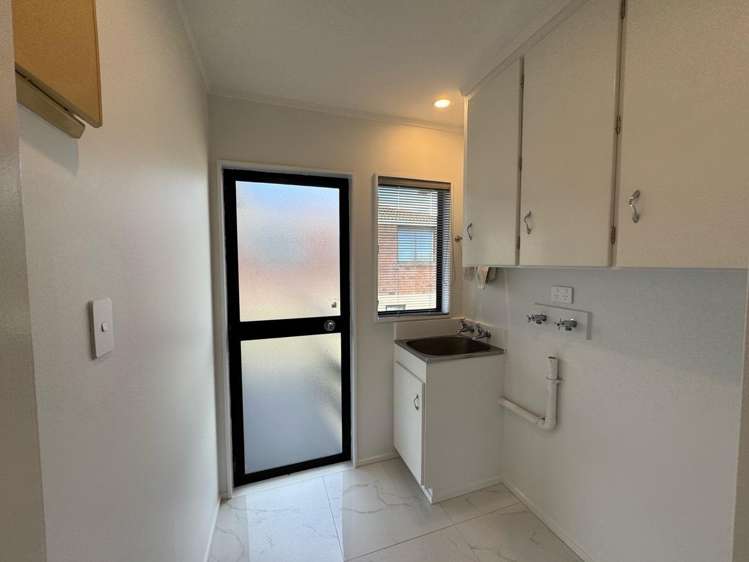 42 Calluna Crescent Totara Heights_11