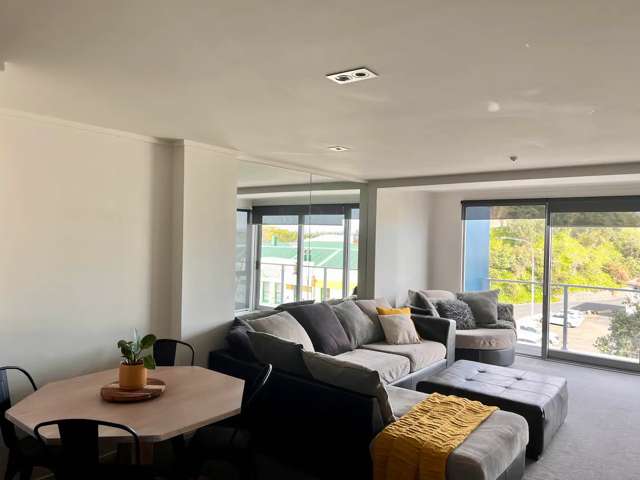 Beautiful fully furnished 2 bedroom apartment in central Whakatane!