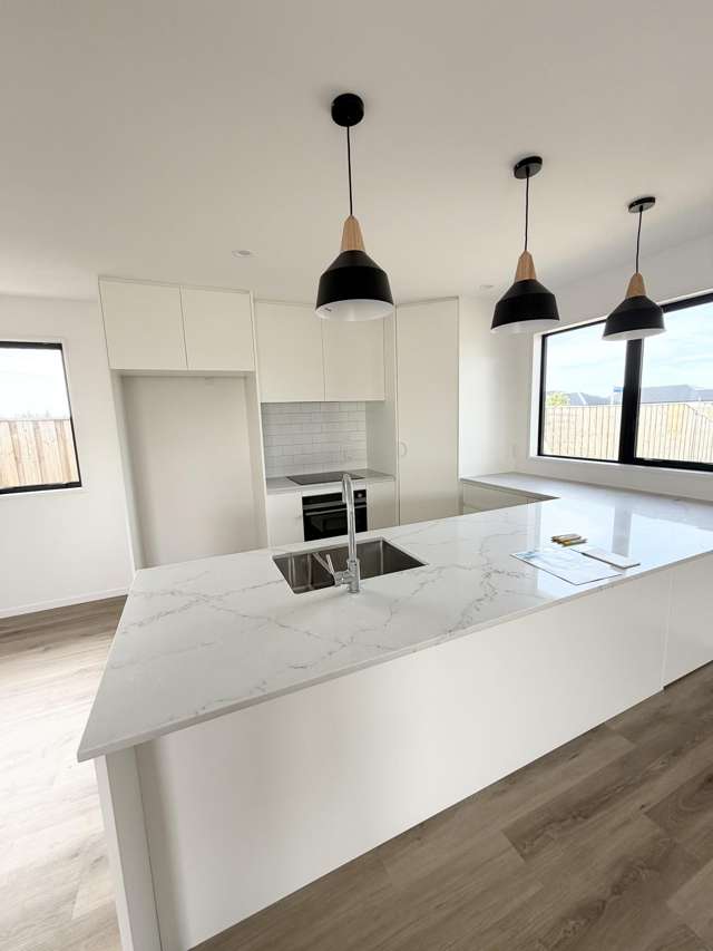 17 Orwell Way Elgin_3