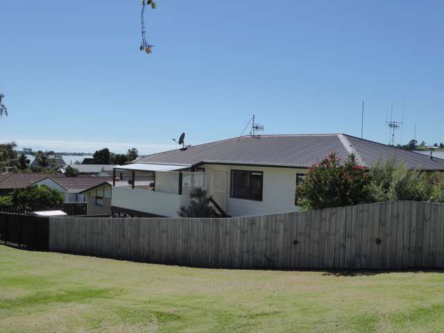 37 James Cook Drive Welcome Bay_1