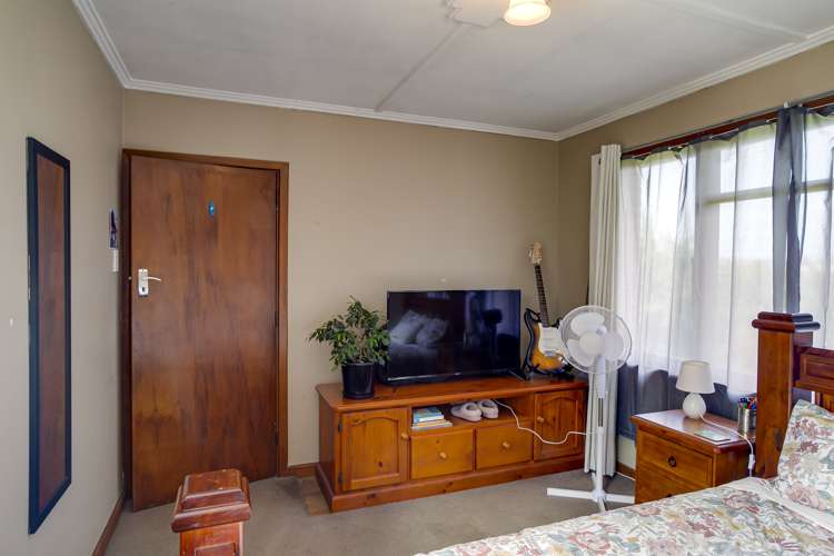 5a Lough Street West End_8