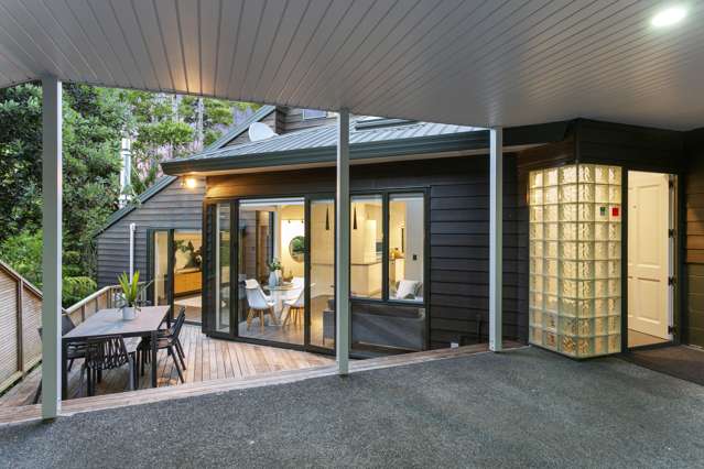 204 Godley Road Titirangi_2