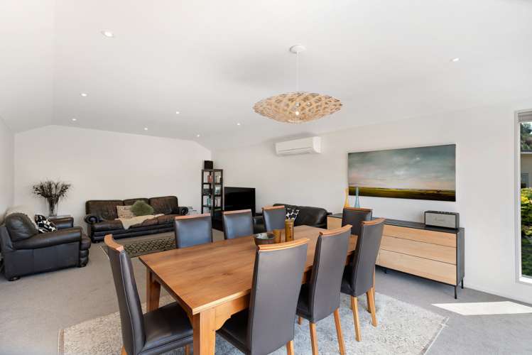 11 Morrows Mead Wanaka_6