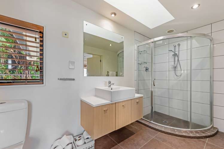 1 Okiwa Place Anakiwa and Surrounds_23