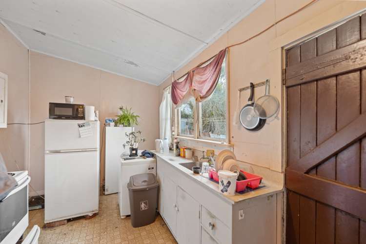 44 Law Street Caversham_12