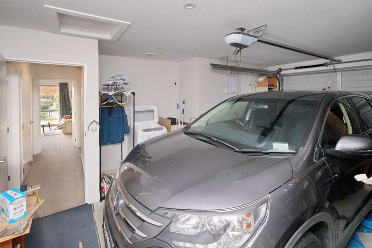 2 Sealy Place Bryndwr_13