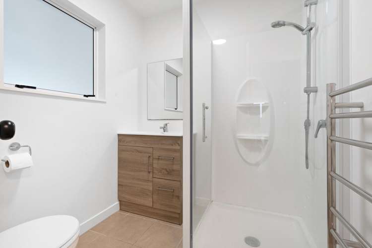 24 Sarah Todd Lane Waimauku_13