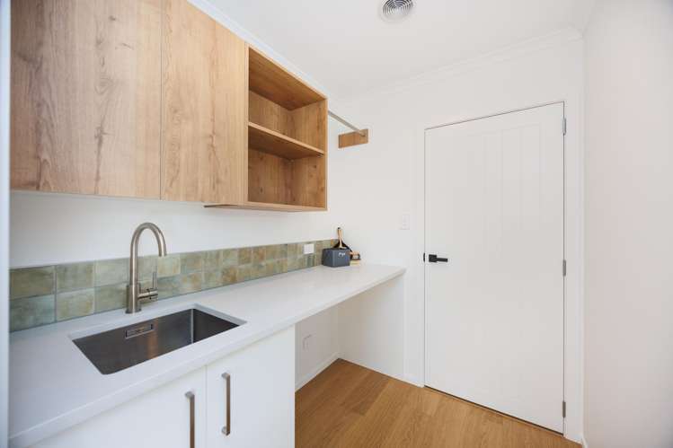 6 Kanzan Grove Feilding_18