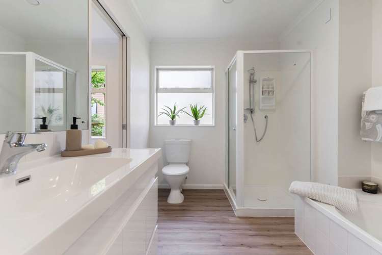 79 Elan Place Stanmore Bay_12