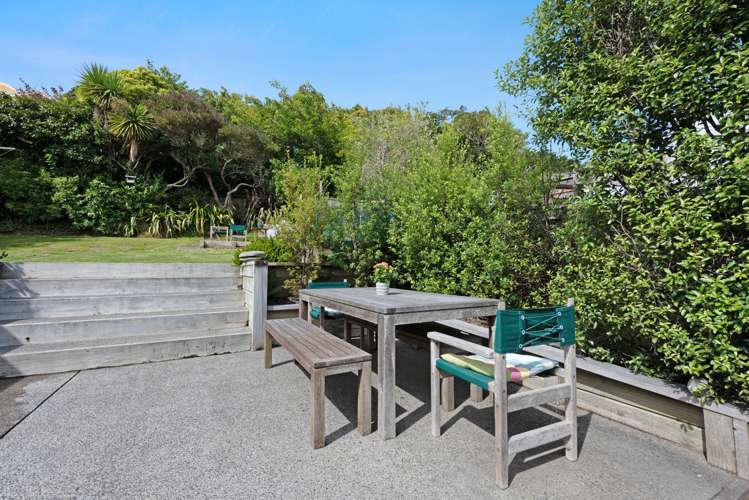 11 Firth Terrace Karori_21