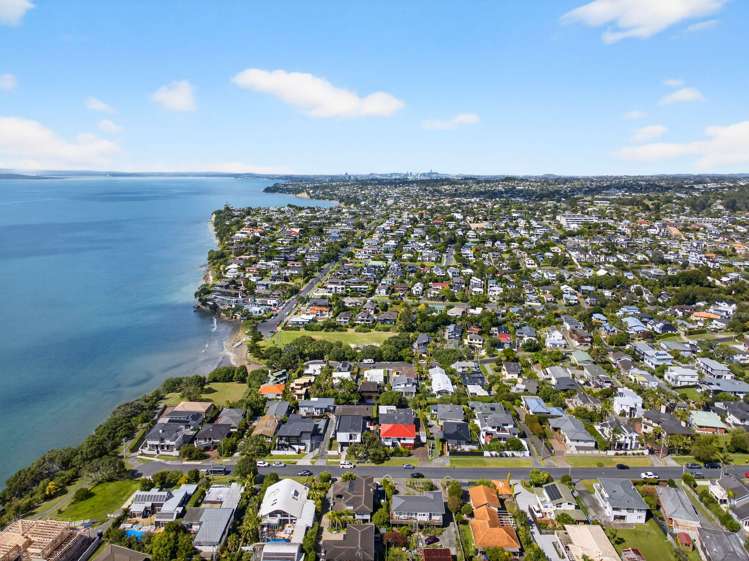 1 & 2/50 Masterton Road Rothesay Bay_17