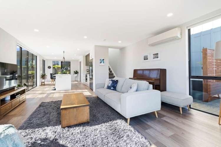 71 Bonair Crescent Silverdale_14