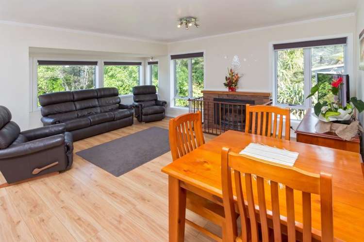 3 Miha Road Titirangi_5