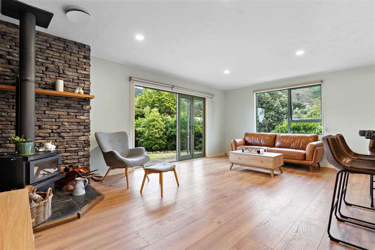 9 Kowhai Grove Featherston_11