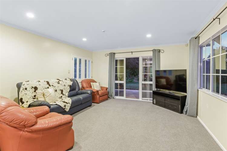 669 Ridge Road Riverhead_10