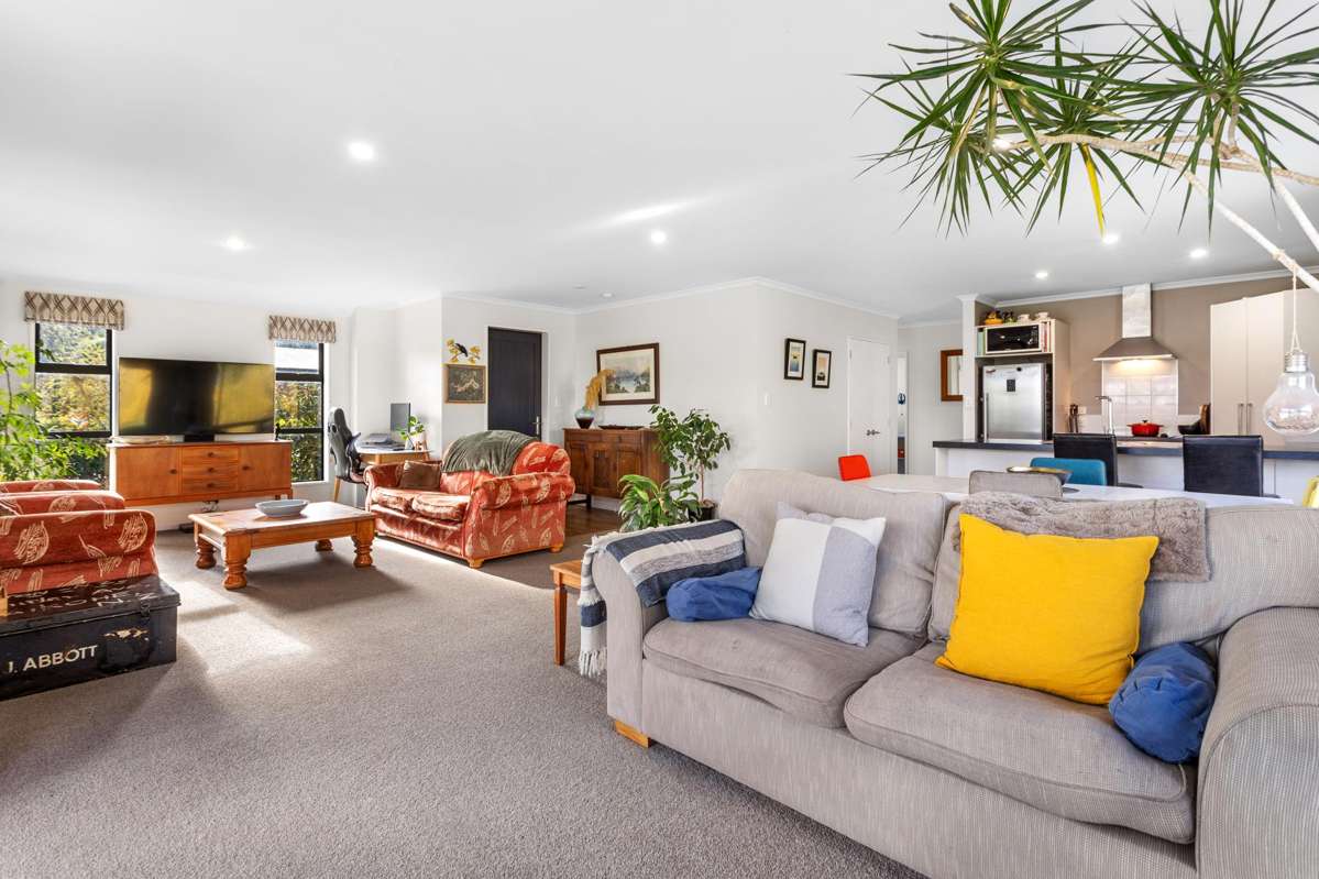 3/15 Thornton Close_5