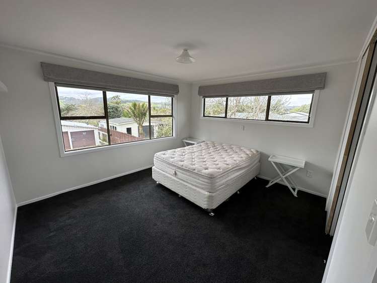 29 Parakai Avenue Parakai_4