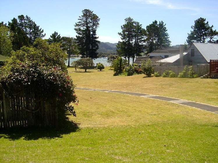 38 Pleasant Place Pauanui_2
