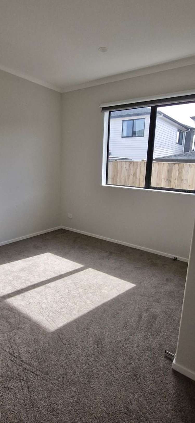 8 Knockanara Drive Flat Bush_3