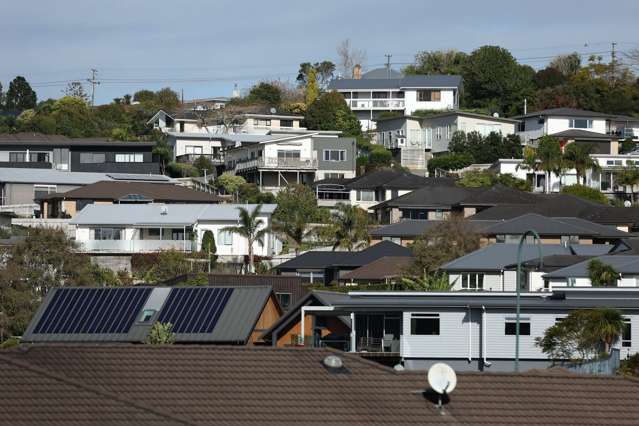 Five things: House prices stuck in a rut, lending numbers flatten