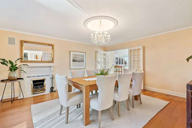 52 Porterfield Road Whitford_17