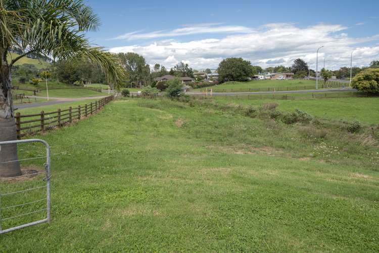 1 Colin Drive Paeroa_22