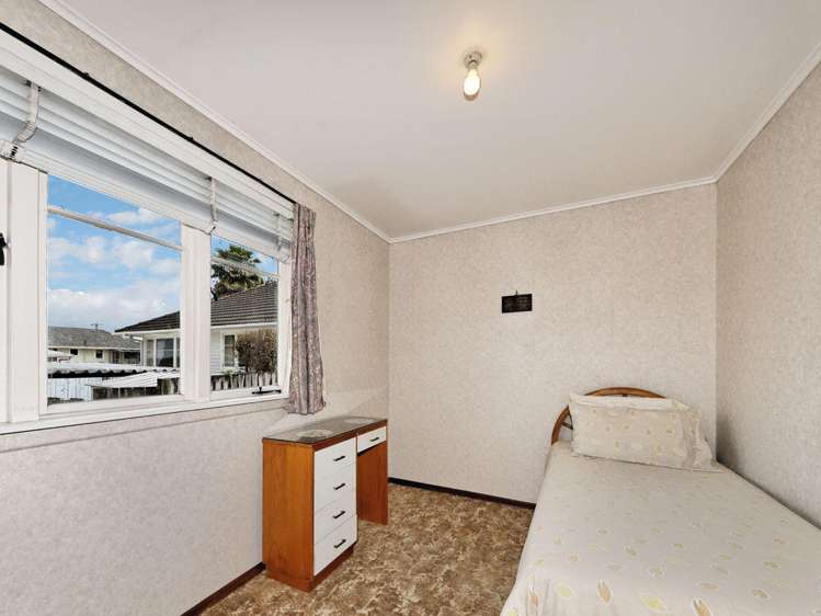 15 Kotuku Street Te Atatu Peninsula_12