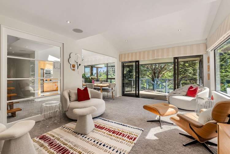 136 Cheviot Road, Lowry Bay Eastbourne_2