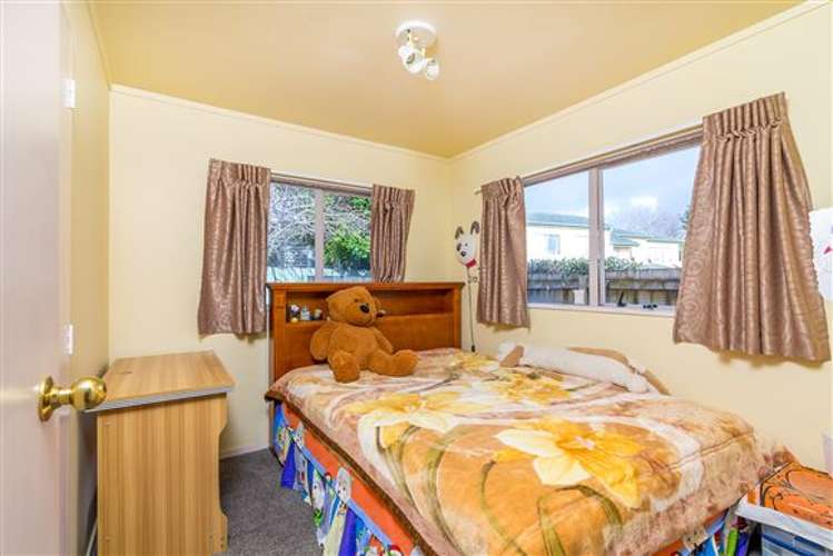 240 Te Atatu Road Te Atatu South_9