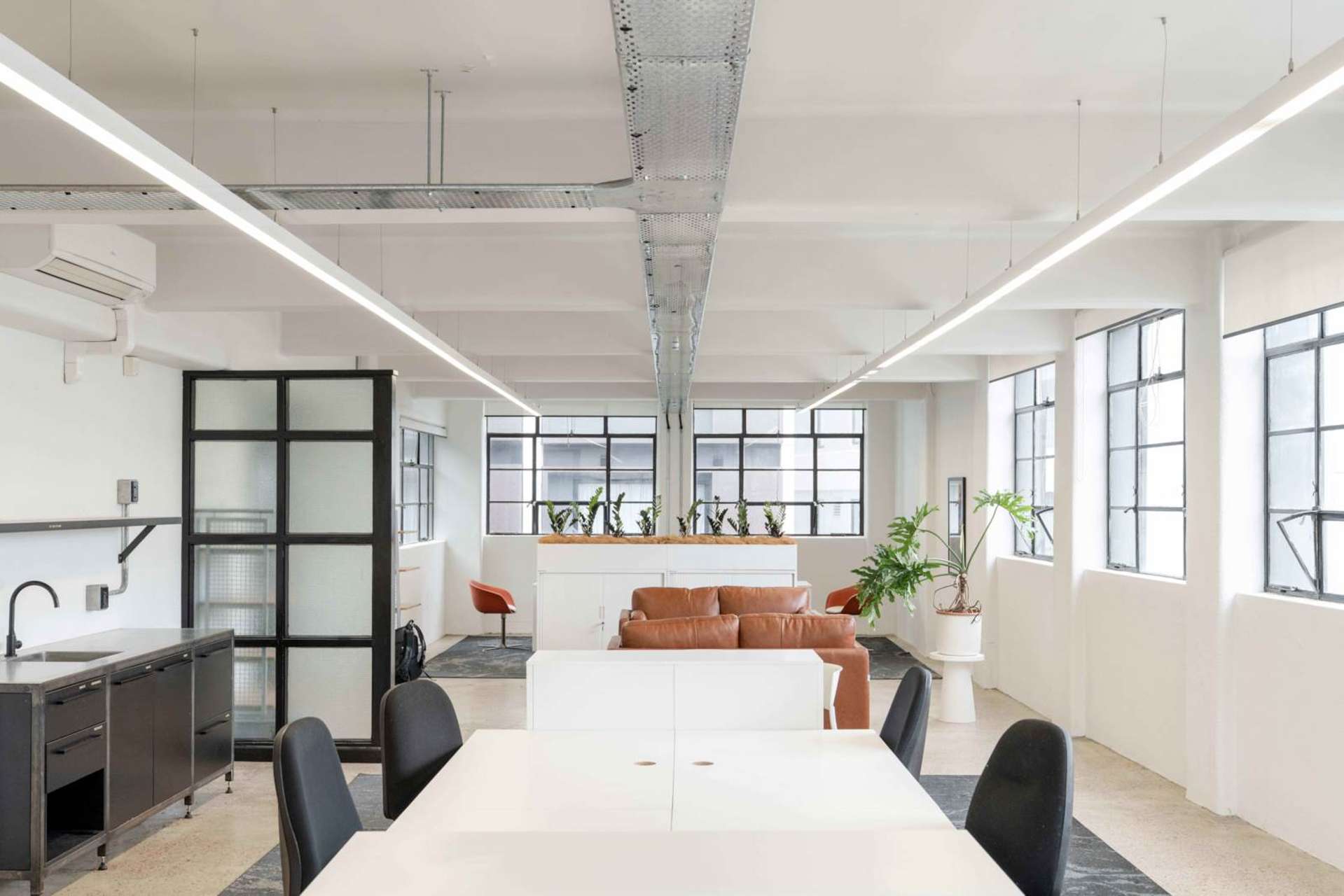 16-22 Anzac Avenue City Centre_0