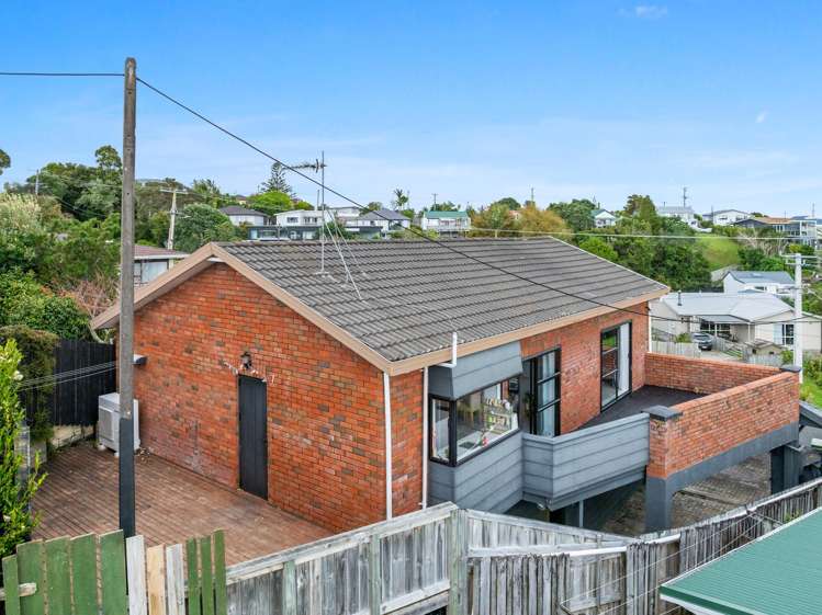 9 Pohutukawa Avenue Red Beach_18