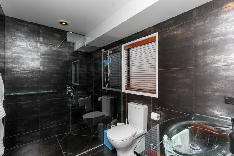 81 Karamea Street Whalers Gate_8